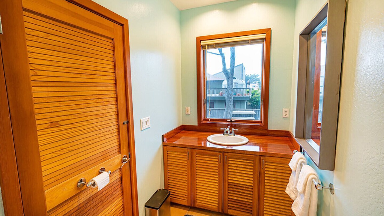 Photo of Bathroom in El Granada