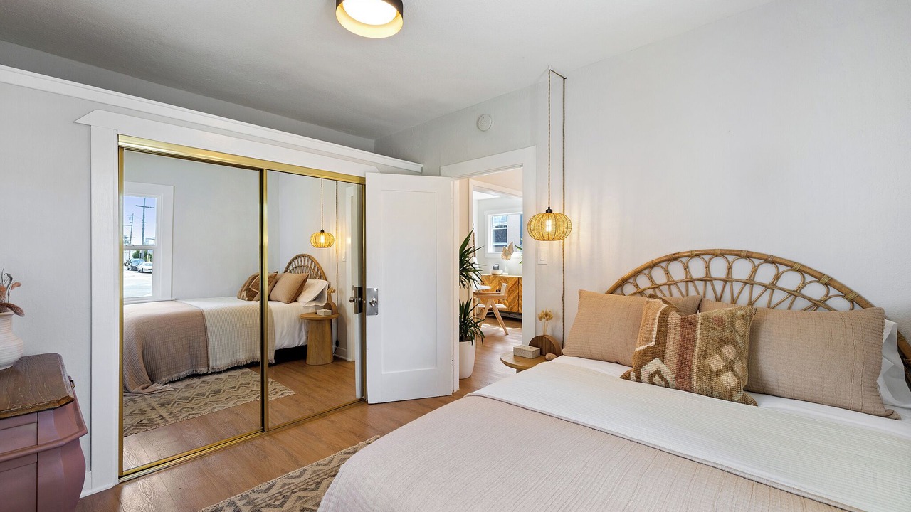 Photo of Bedroom in Redwood Heights