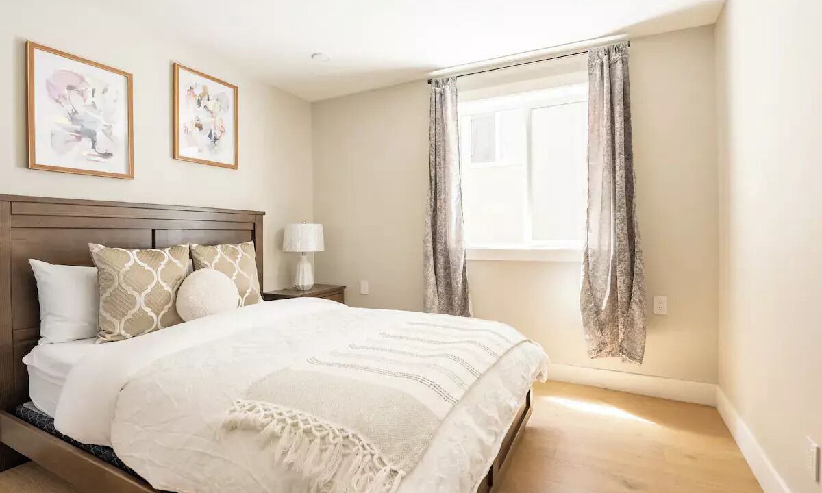 Photo of Bedroom in Daly City