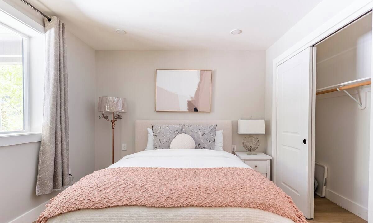 Photo of Bedroom in Daly City