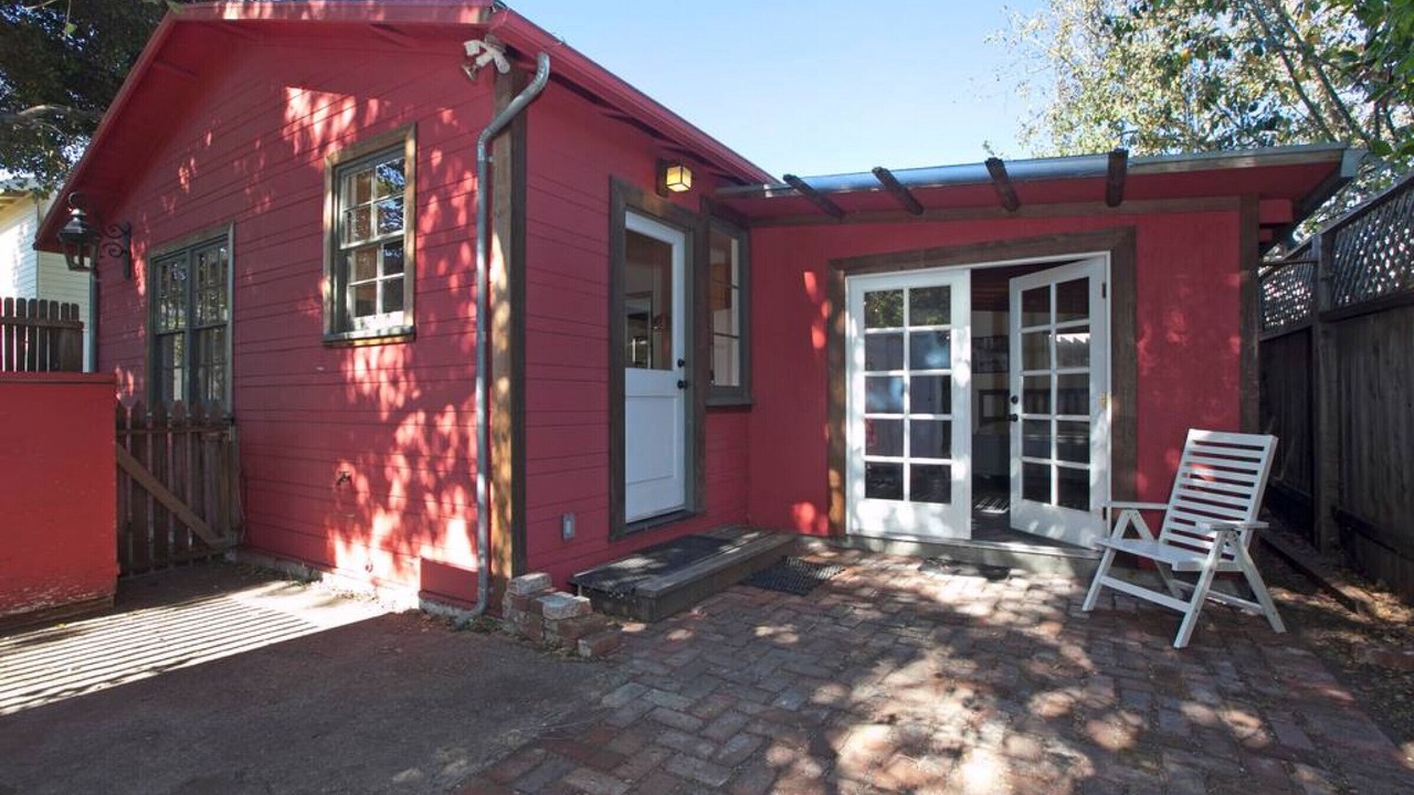 Photo of Outdoor in Poets Corner