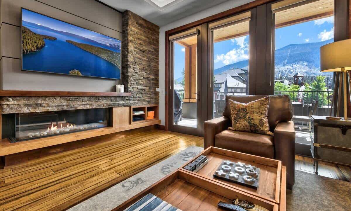 Photo of Livingroom in Lakeside Park