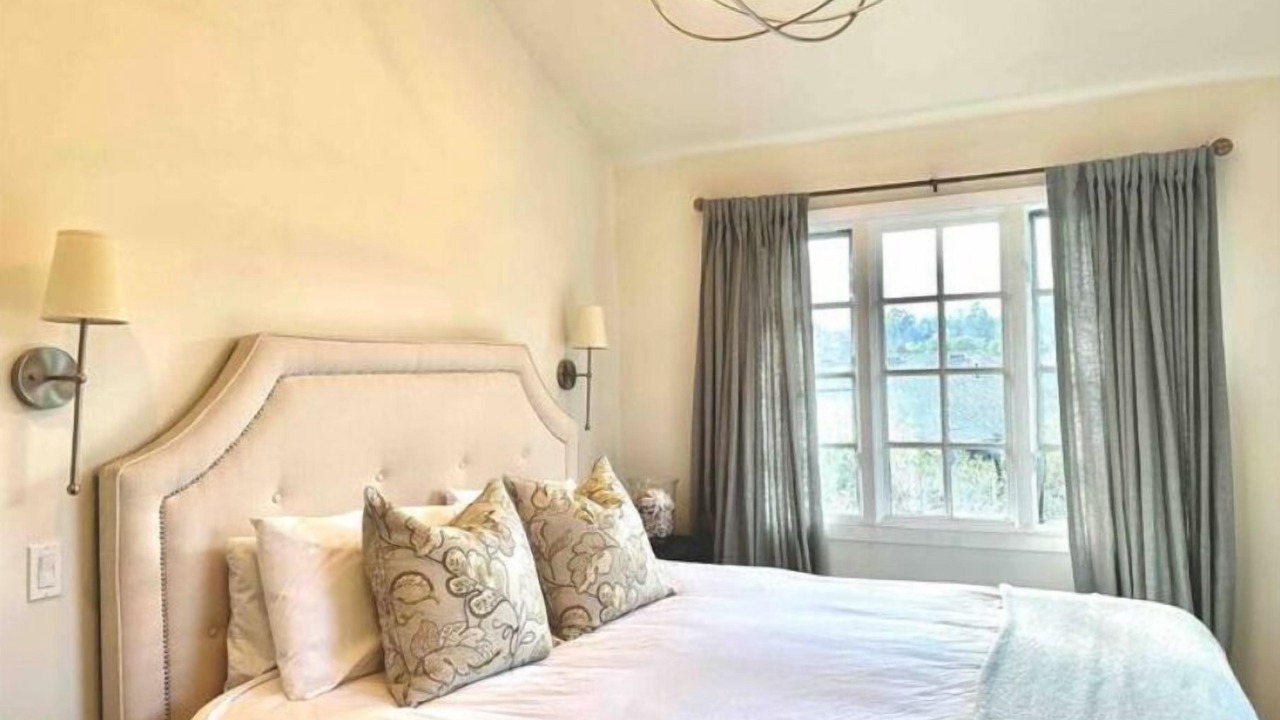 Photo of Bedroom in Larkspur