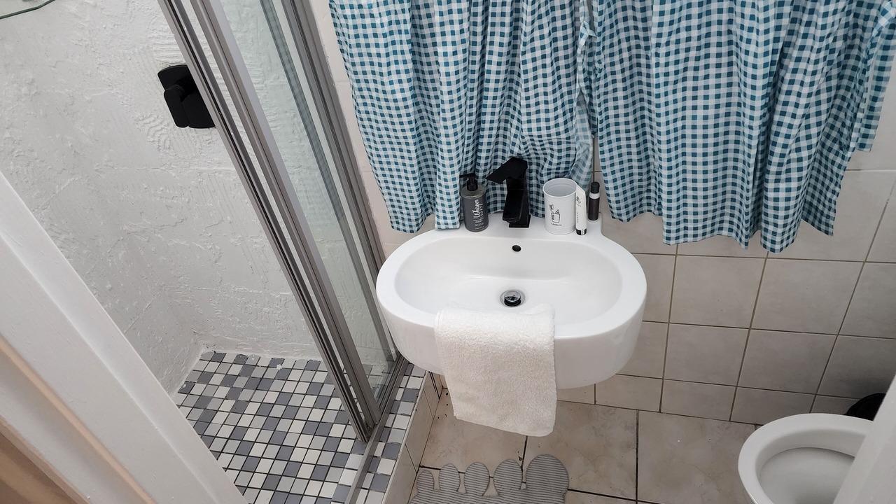 Photo of Bathroom in Greater Johannesburg Metropolitan Area