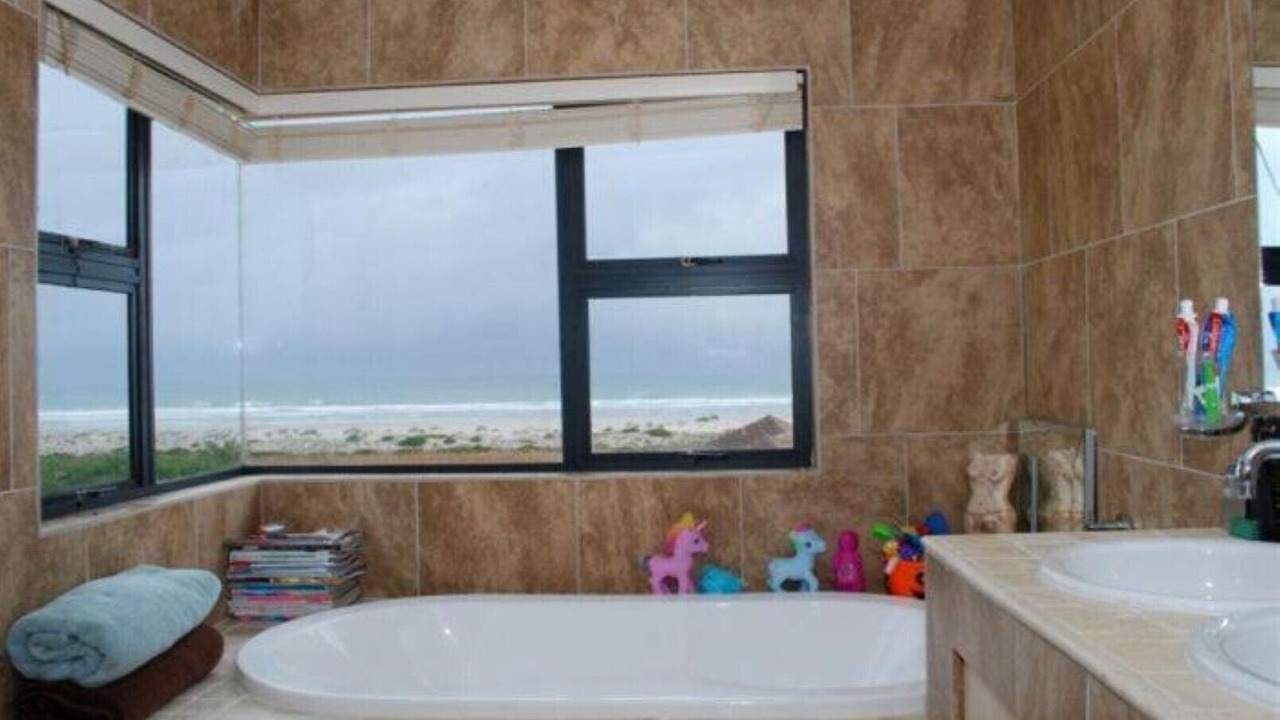 Photo of Bathroom in Melkbosstrand