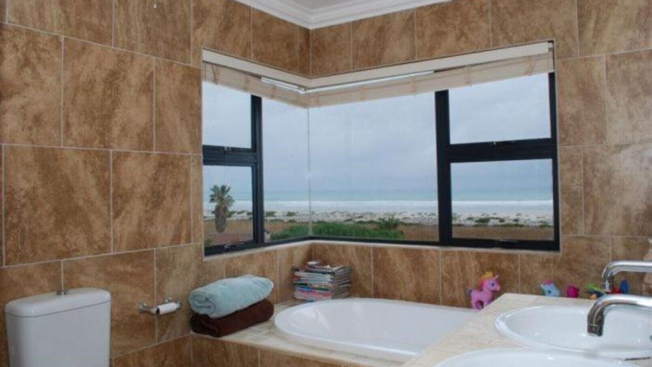 Photo of Bathroom in Melkbosstrand