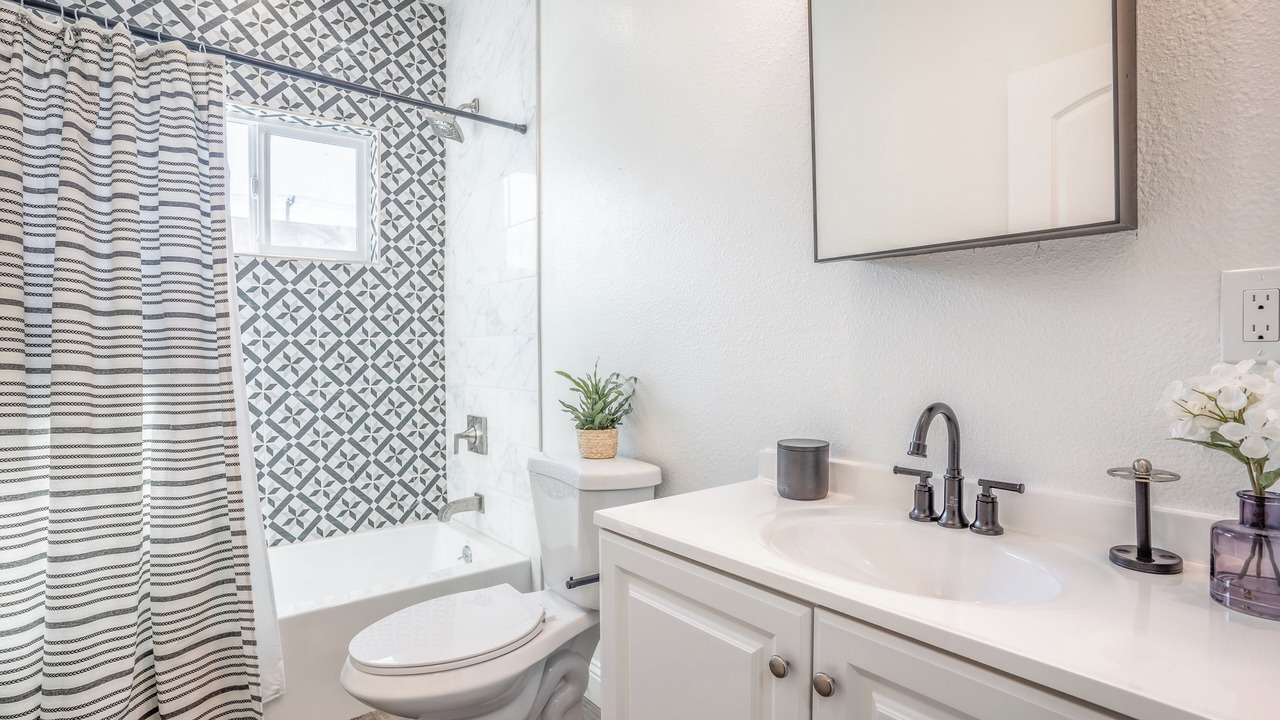 Photo of Bathroom in Paradise Park
