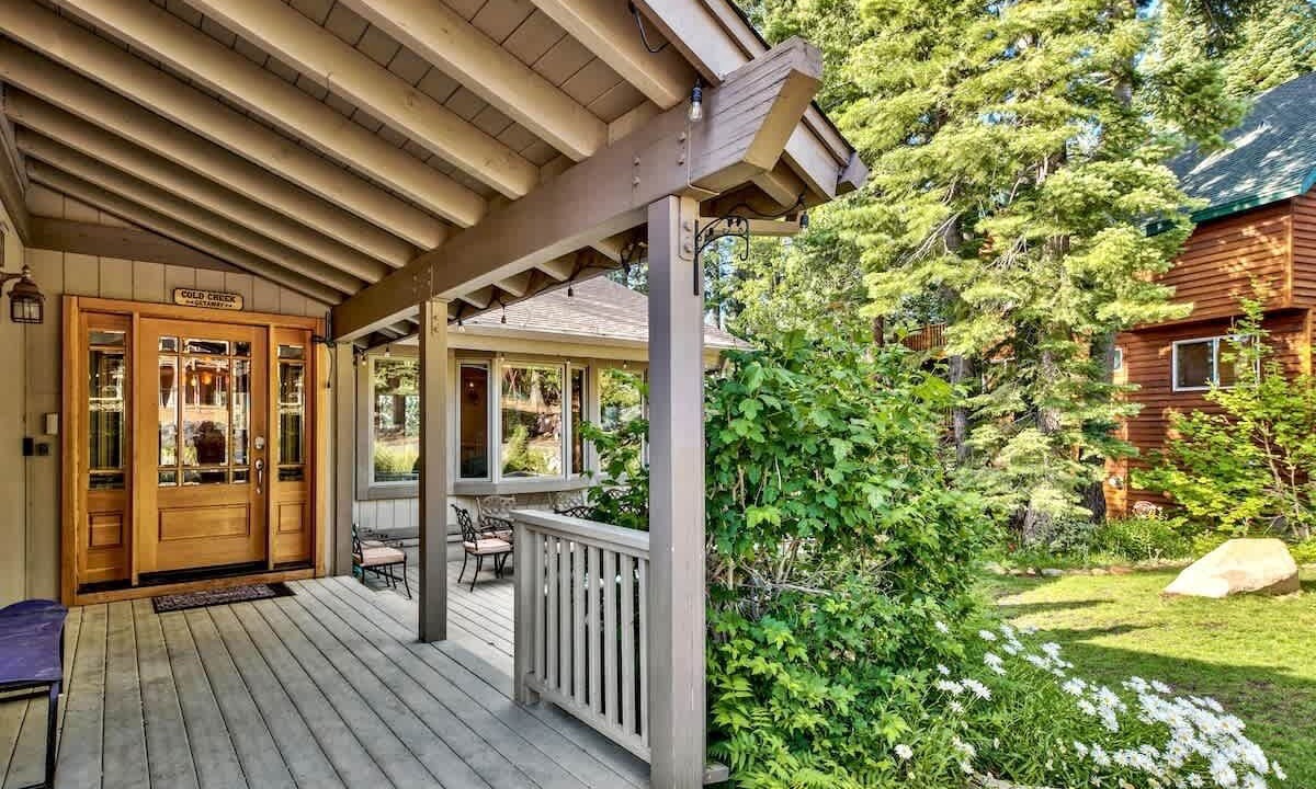 Photo of Outdoor in Montgomery Estates