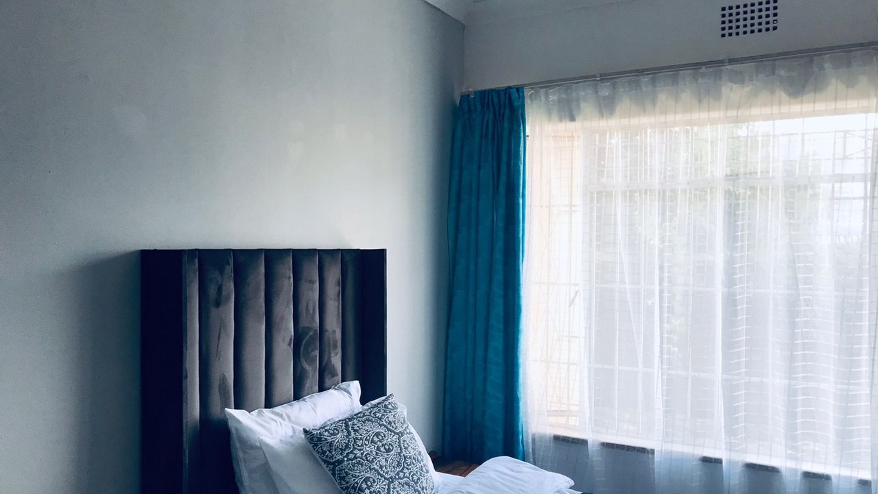 Photo of Bedroom in Greater Johannesburg Metropolitan Area