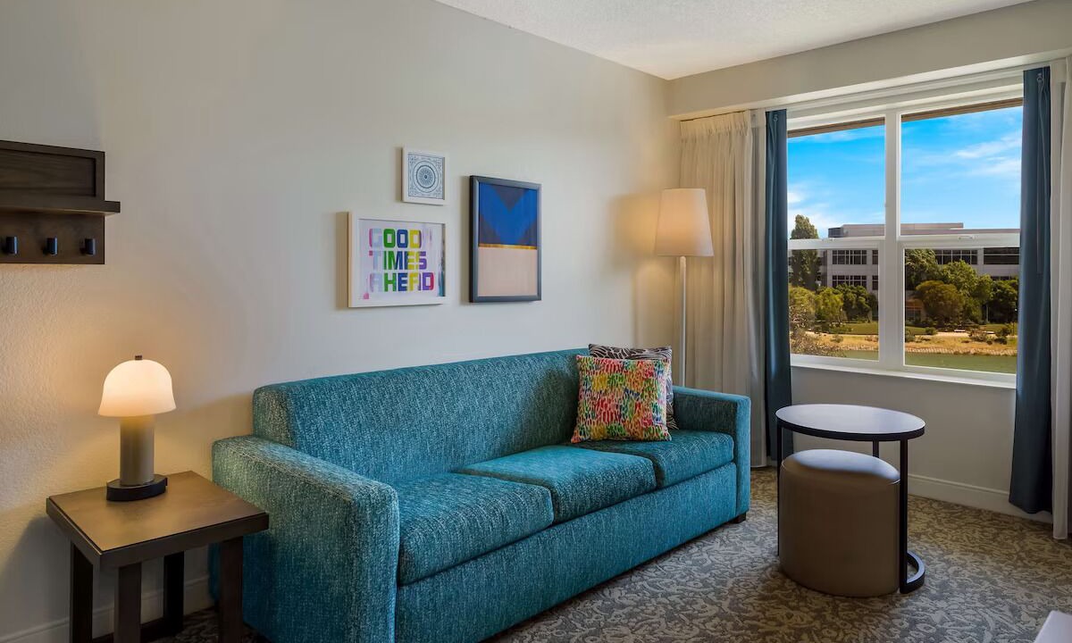 Photo of Livingroom in Oyster Point