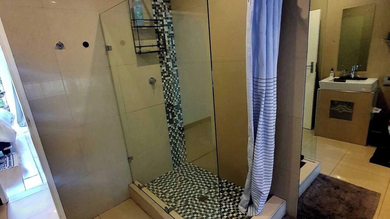 Photo of Bathroom in Greater Johannesburg Metropolitan Area