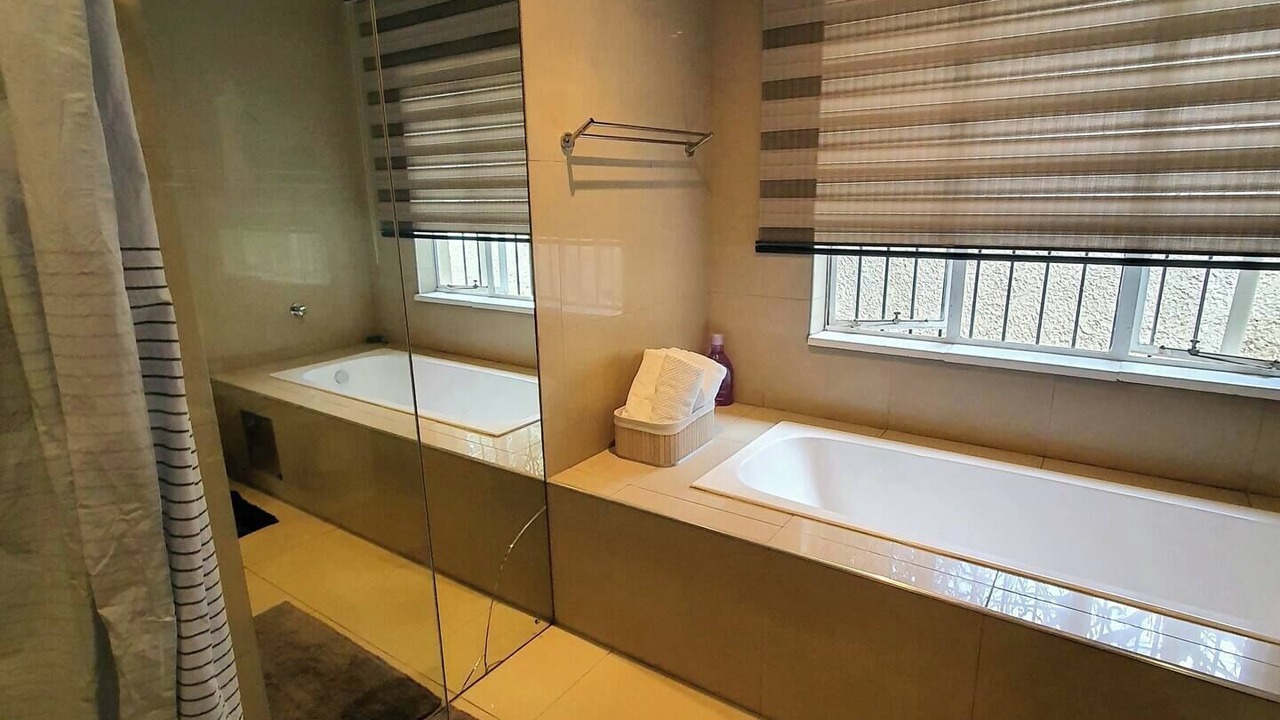 Photo of Bathroom in Greater Johannesburg Metropolitan Area