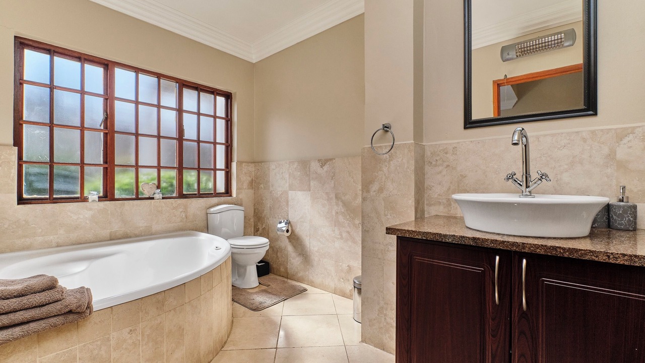 Photo of Bathroom in Houghton Estate