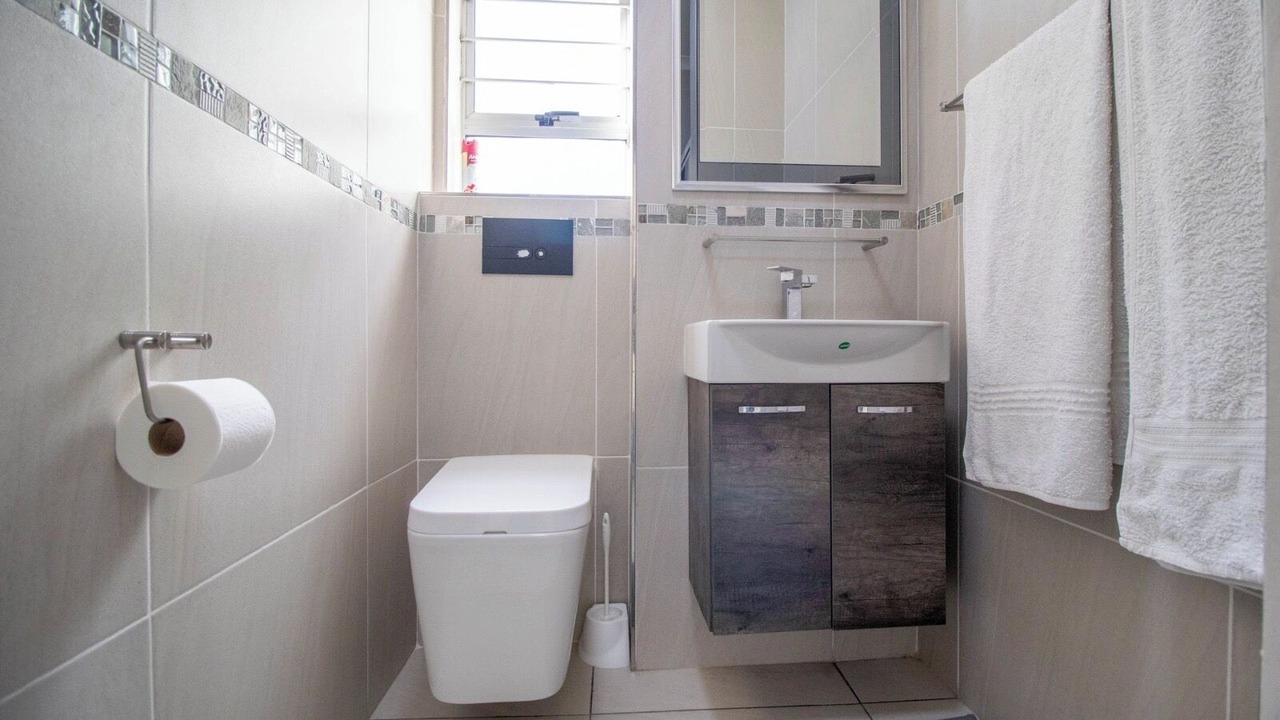 Photo of Bathroom in Strand