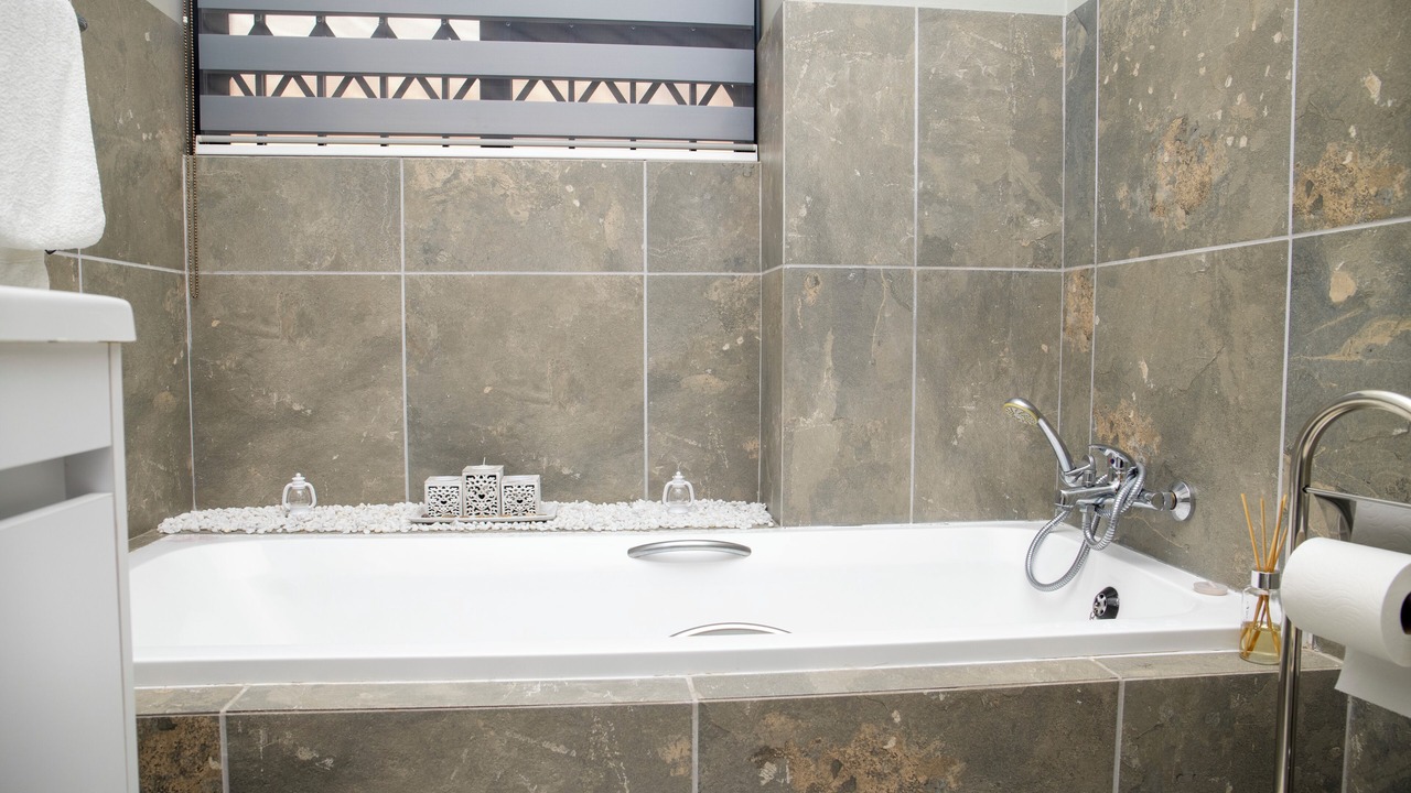 Photo of Bathroom in Greater Johannesburg Metropolitan Area