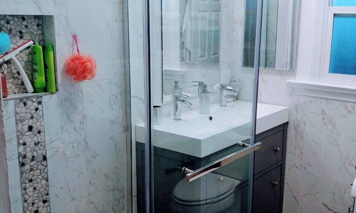 Photo of Bathroom in Oak Center