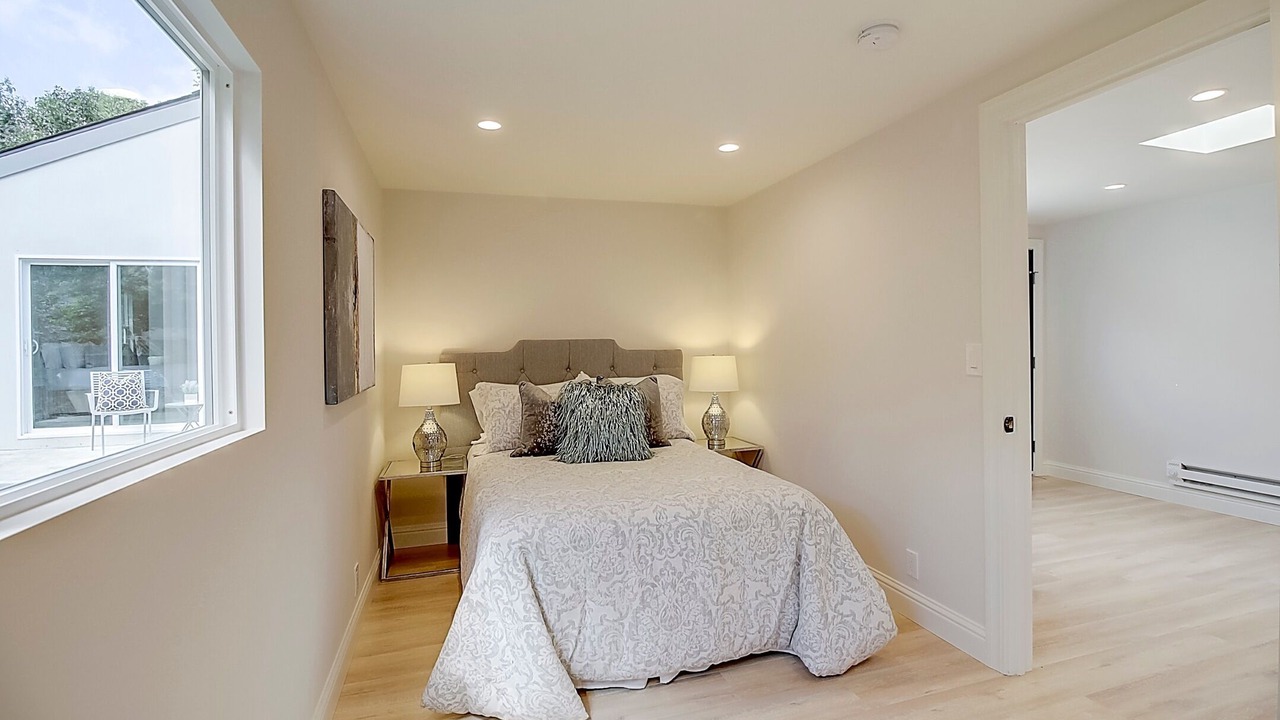 Photo of Bedroom in Willow Glen