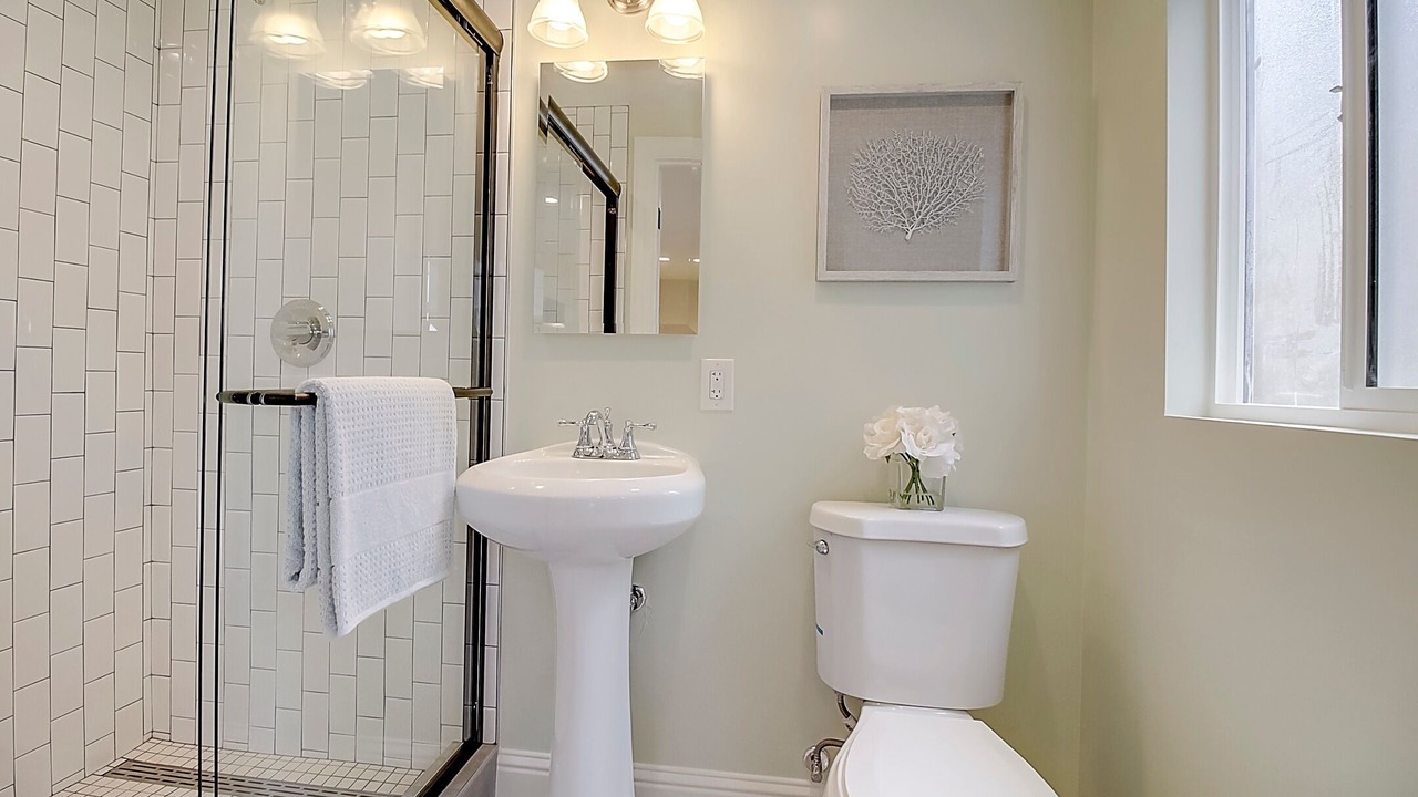 Photo of Bathroom in Willow Glen