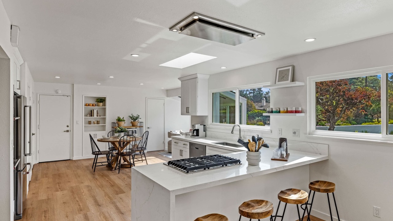Photo of Kitchen in Del Monte Forest