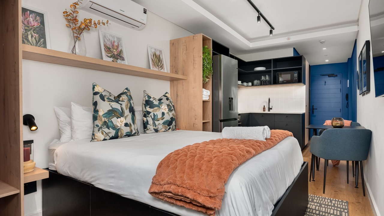Photo of Bedroom in Sea Point