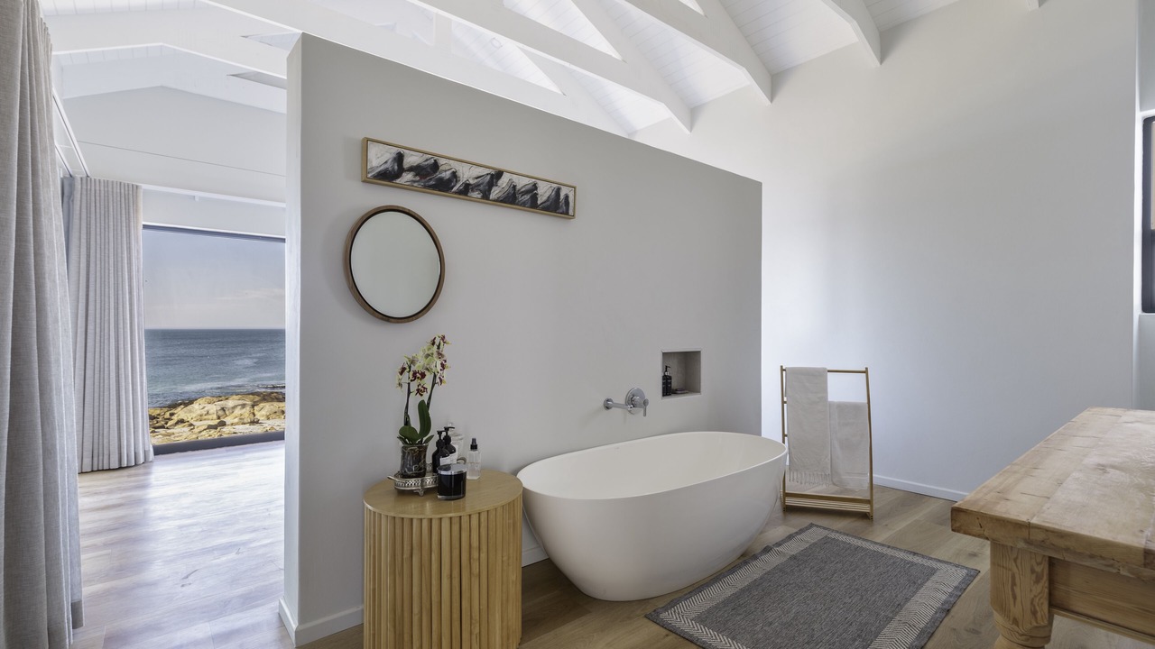 Photo of Bathroom in Shelley Point