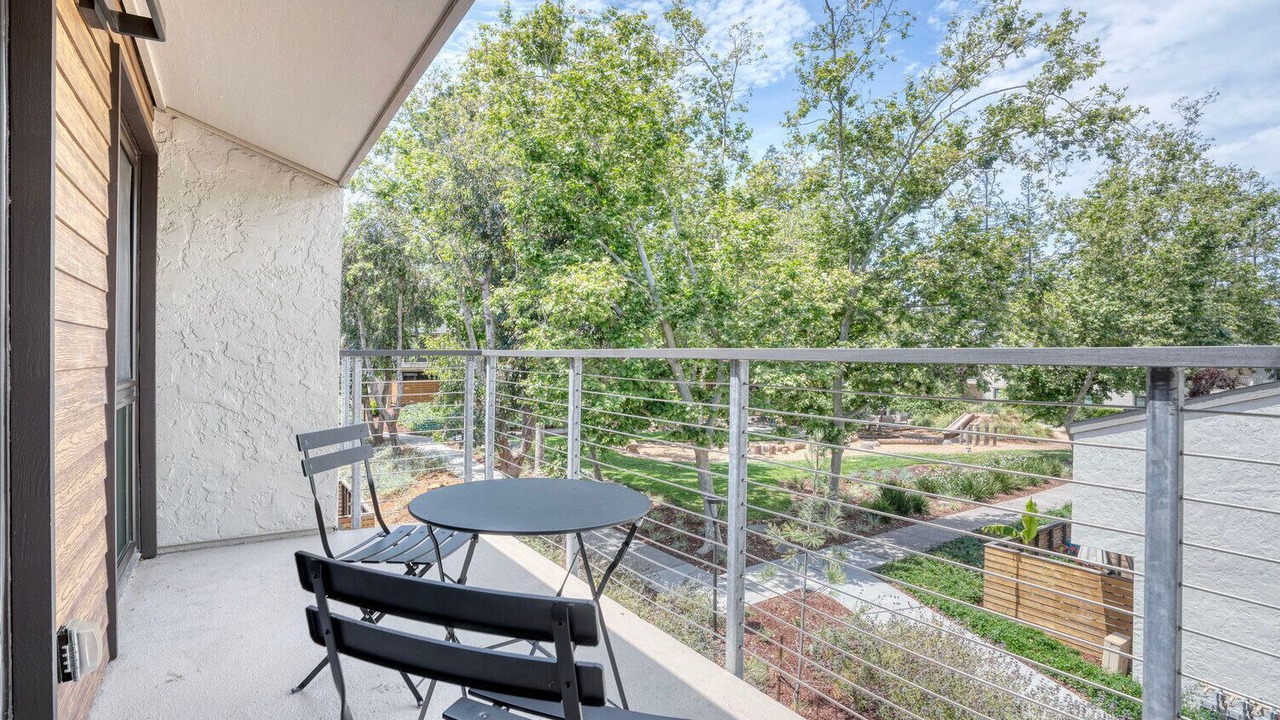 Photo of Outdoor in Sharon Heights