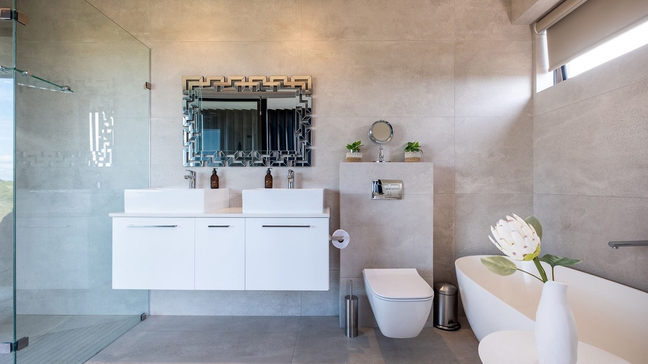 Photo of Bathroom in Salt Rock