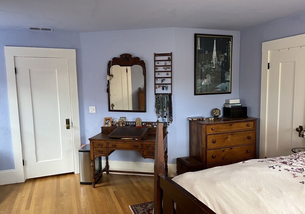 Photo of Bedroom in South Berkeley