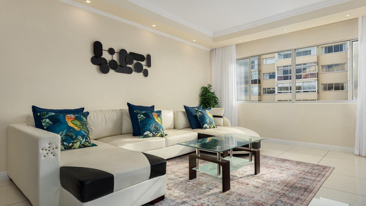 Photo of Livingroom in Mouille Point