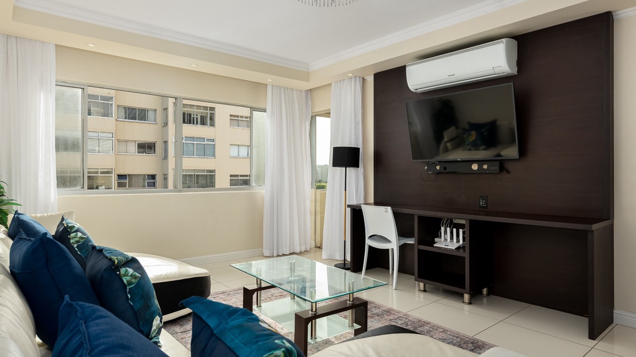 Photo of Livingroom in Mouille Point