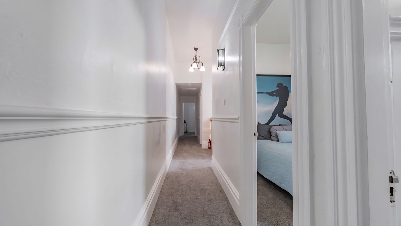 Photo of Bedroom in Haight-Ashbury