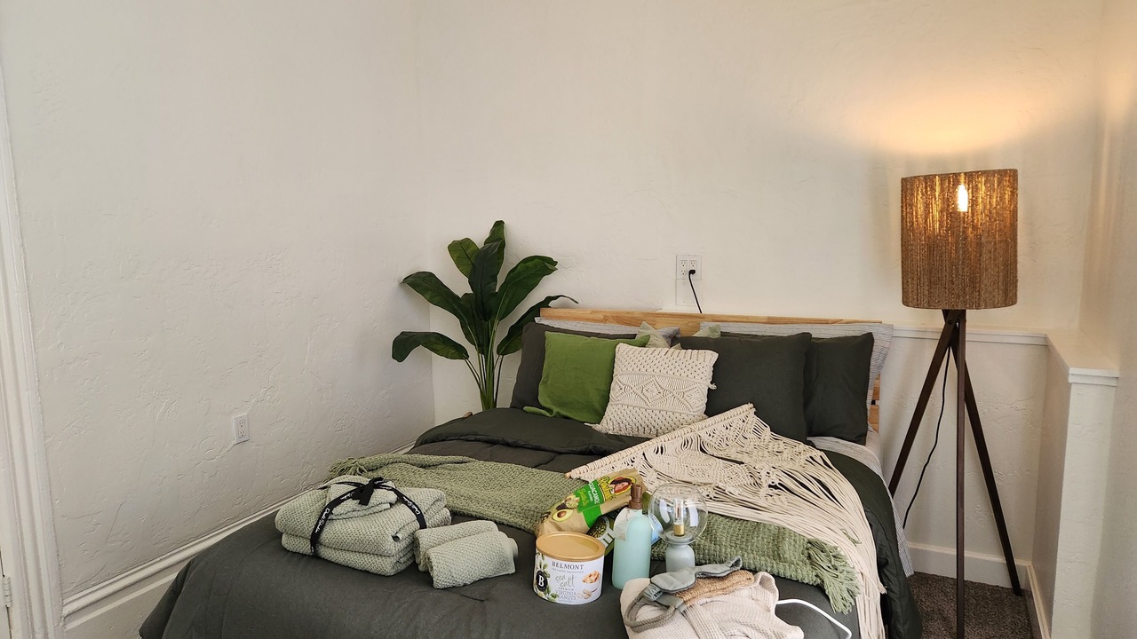 Photo of Bedroom in Haight-Ashbury