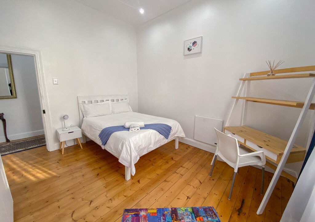 Photo of Bedroom in Observatory