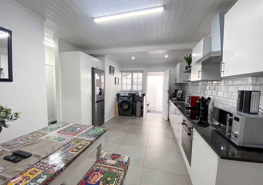 Photo of Kitchen in Observatory