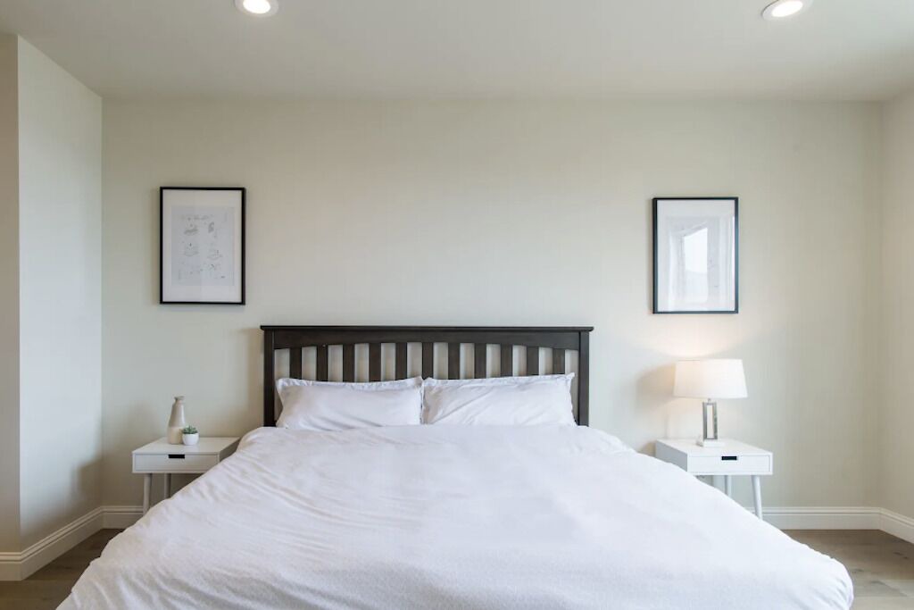 Photo of Bedroom in Bayshore Heights