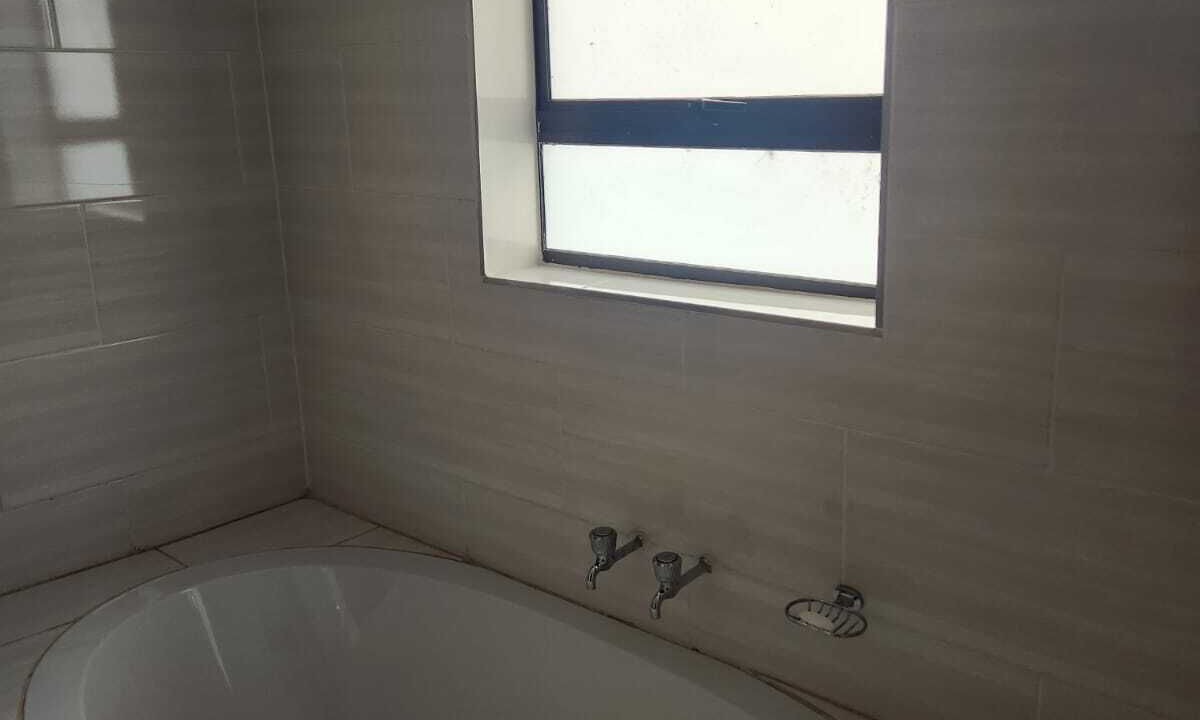 Photo of Bathroom in Thohoyandou