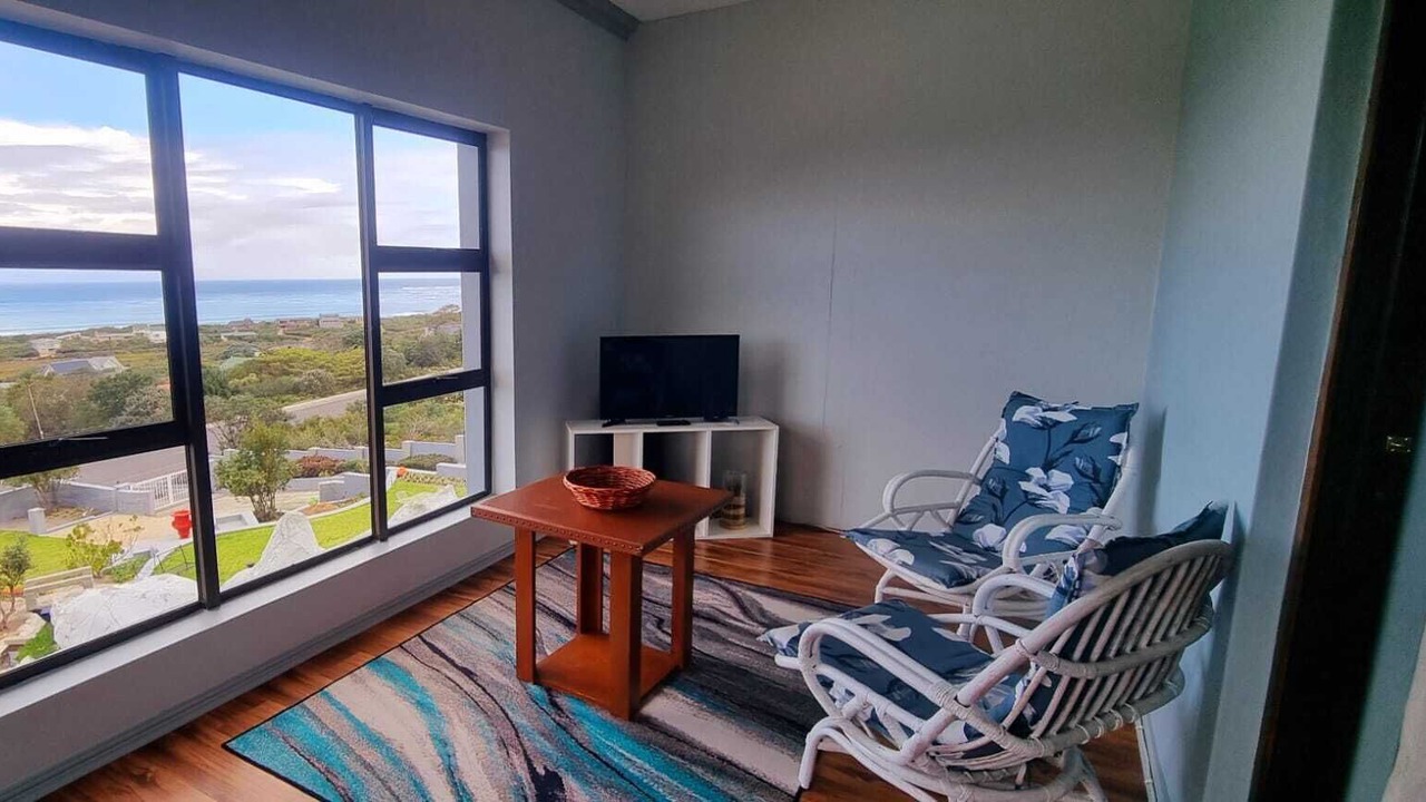 Photo of Livingroom in Betty's Bay