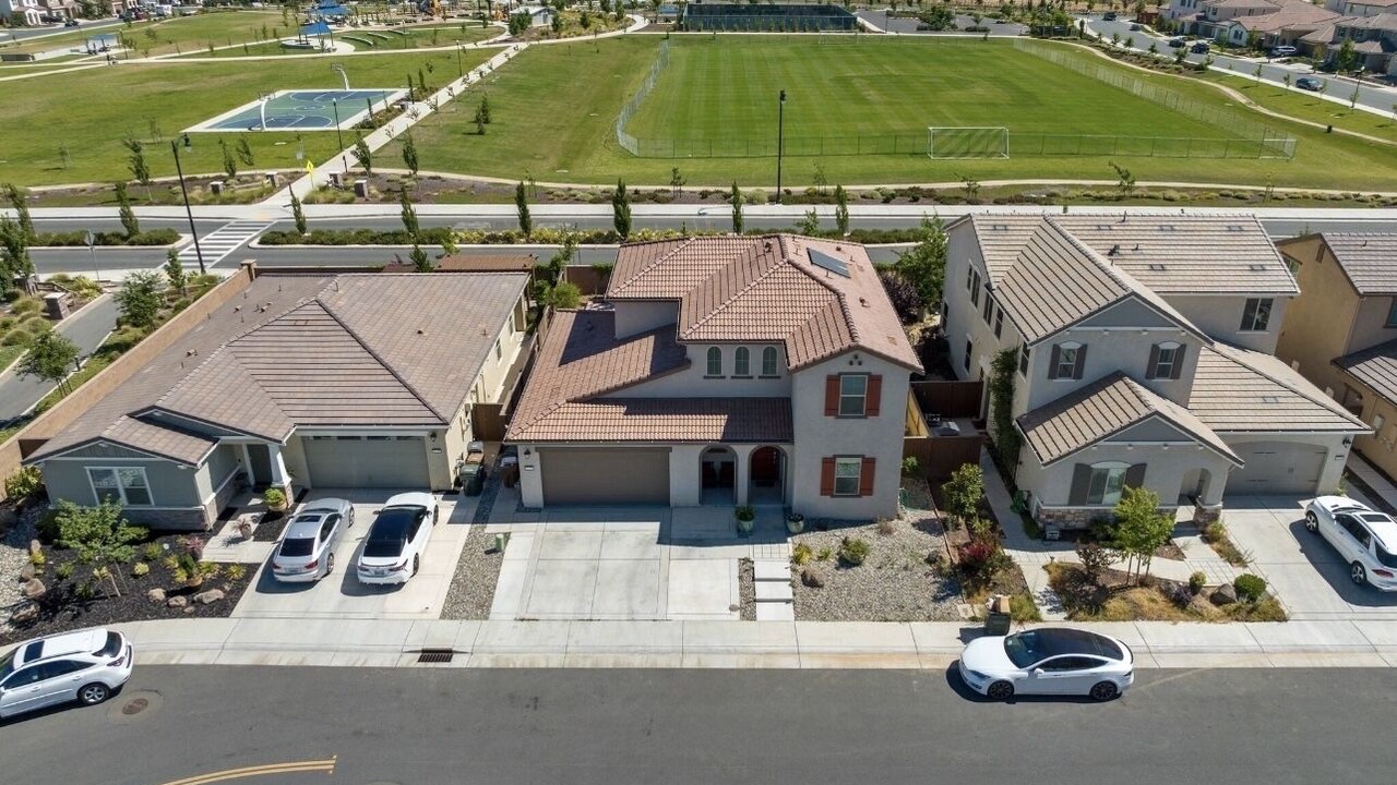 Photo of Outdoor in Elk Grove