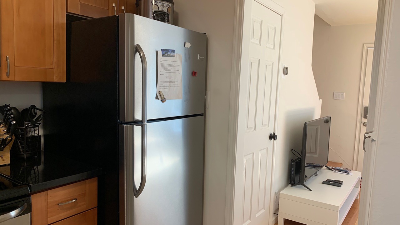 Photo of Kitchen in Linfield Oaks