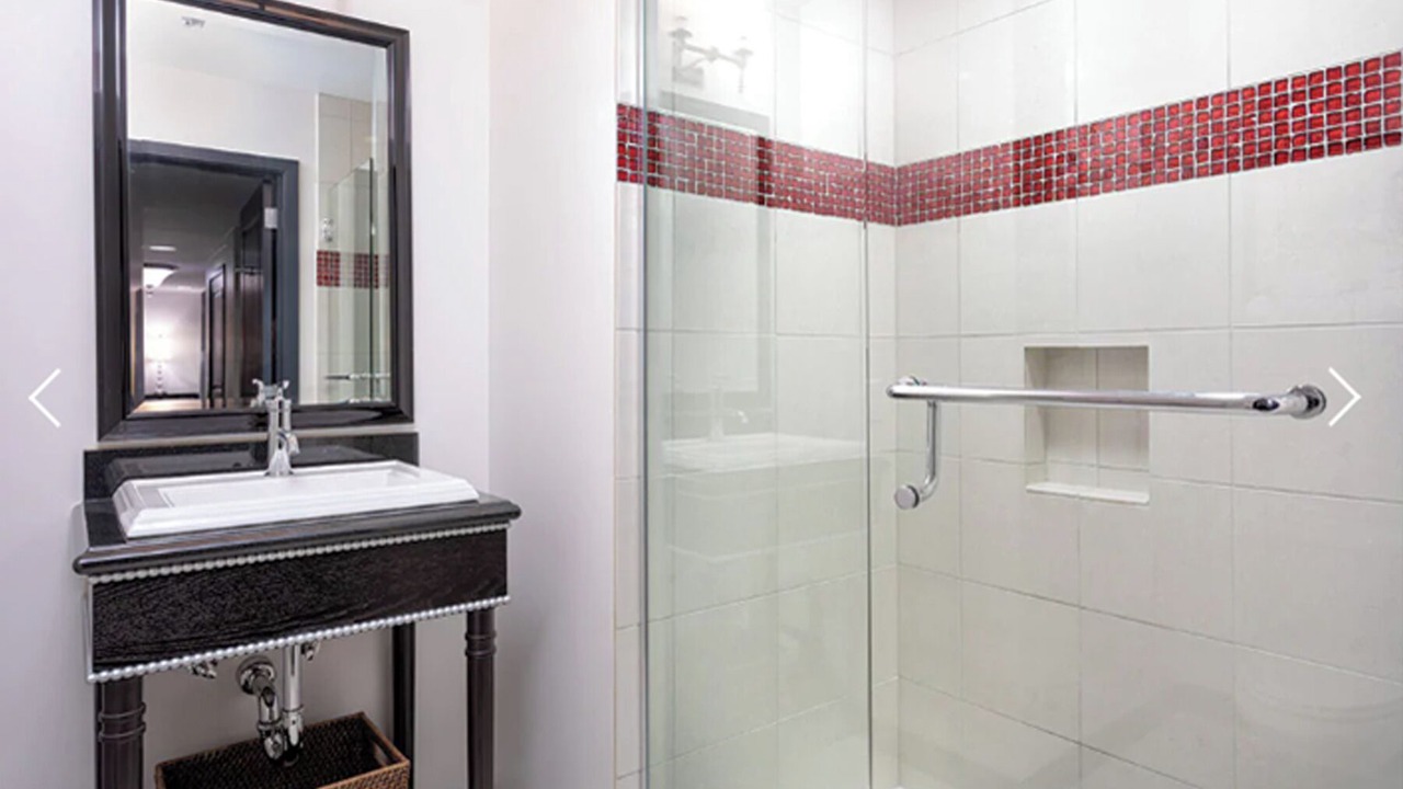 Photo of Bathroom in Nob Hill