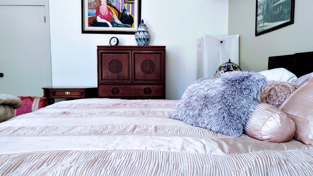 Photo of Bedroom in Greater Sacramento