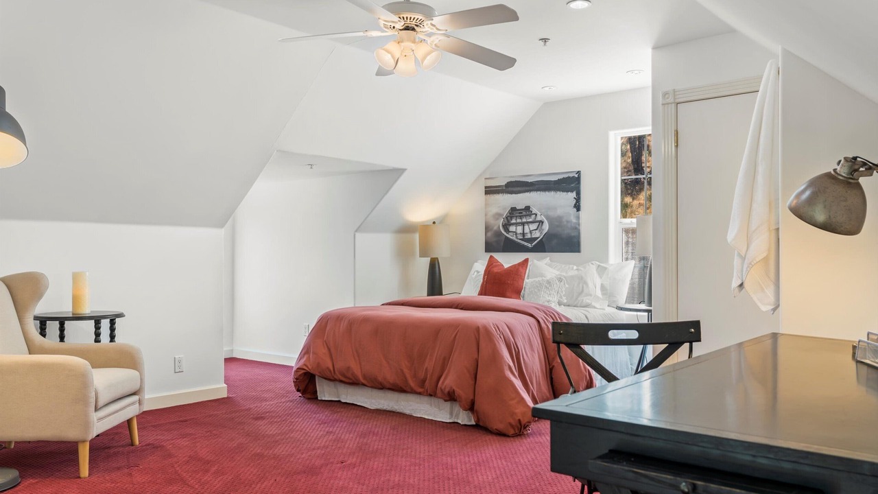 Photo of Bedroom in St. Helena