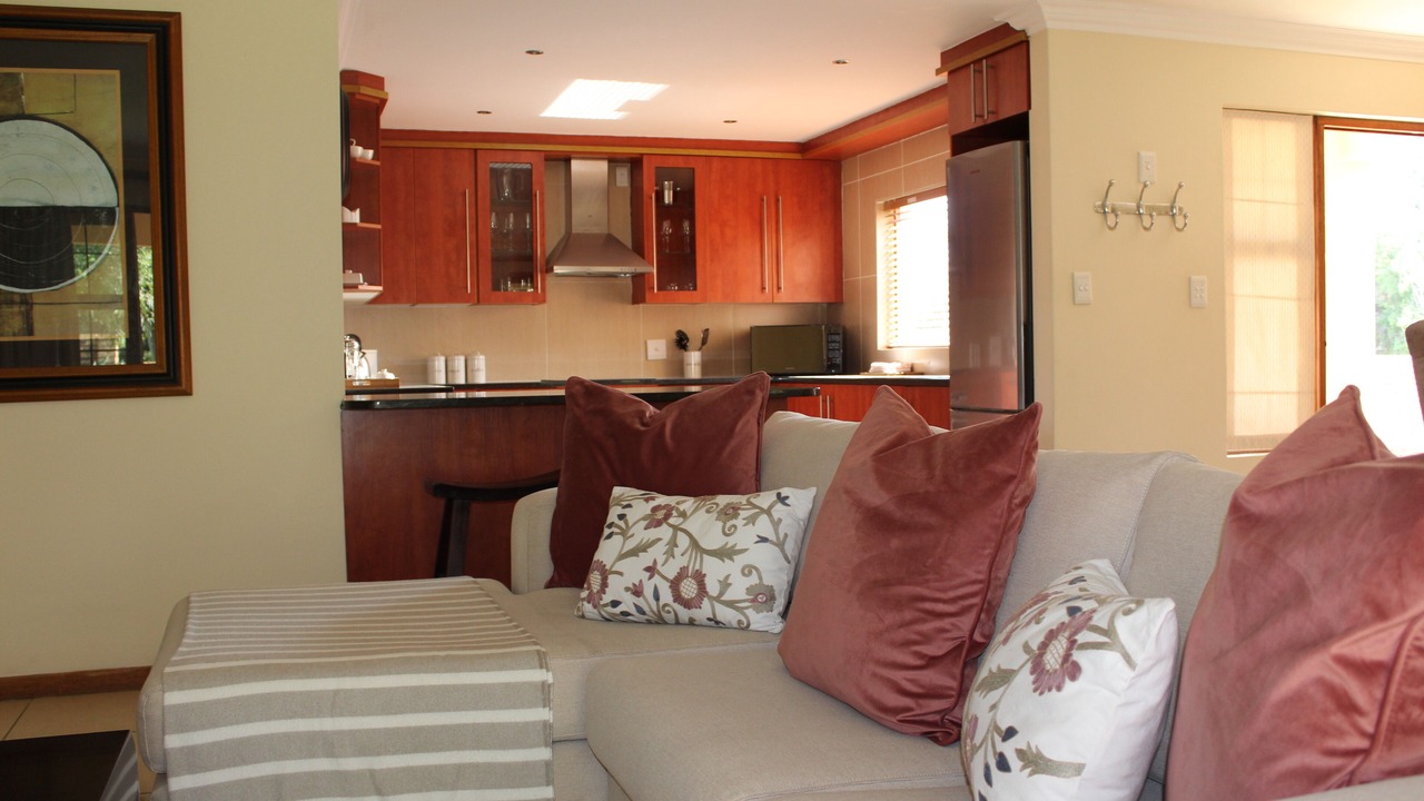Photo of Livingroom in Greater Johannesburg Metropolitan Area