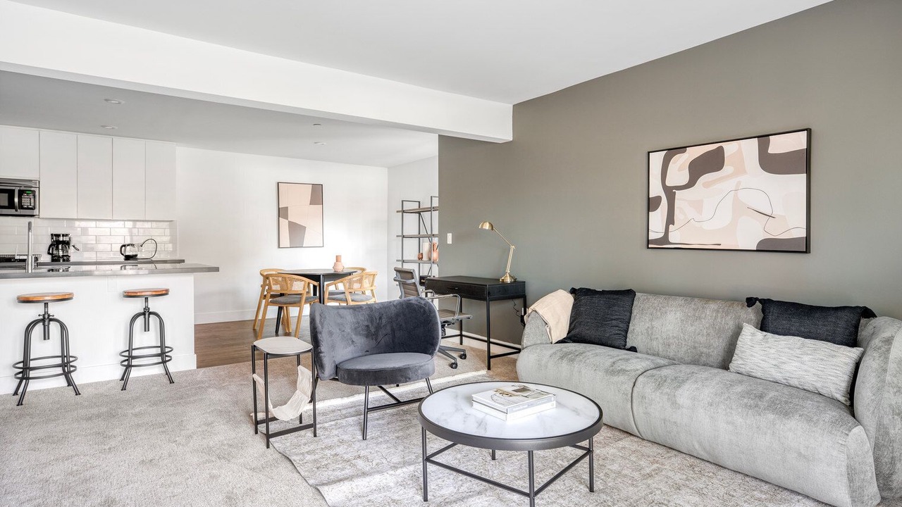 Photo of Livingroom in Sharon Heights