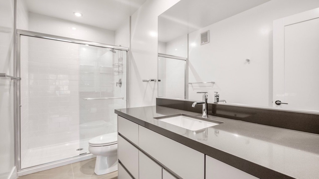 Photo of Bathroom in Sharon Heights