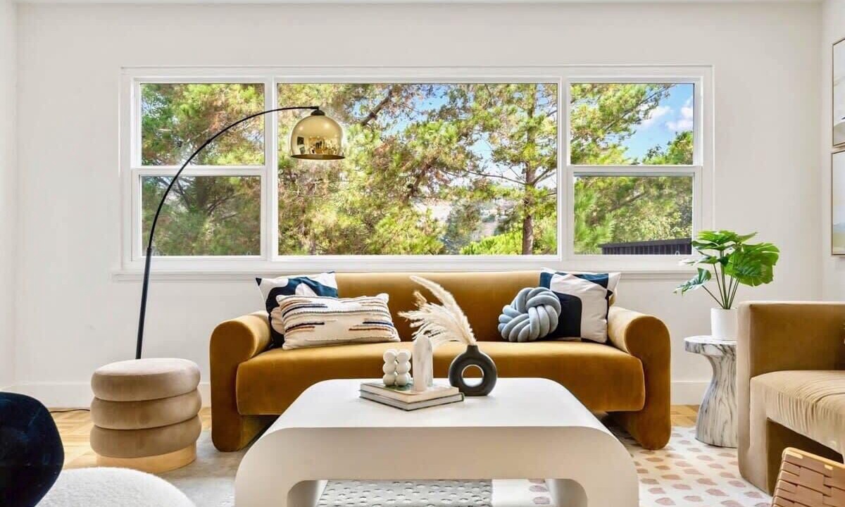Photo of Livingroom in Linda Mar