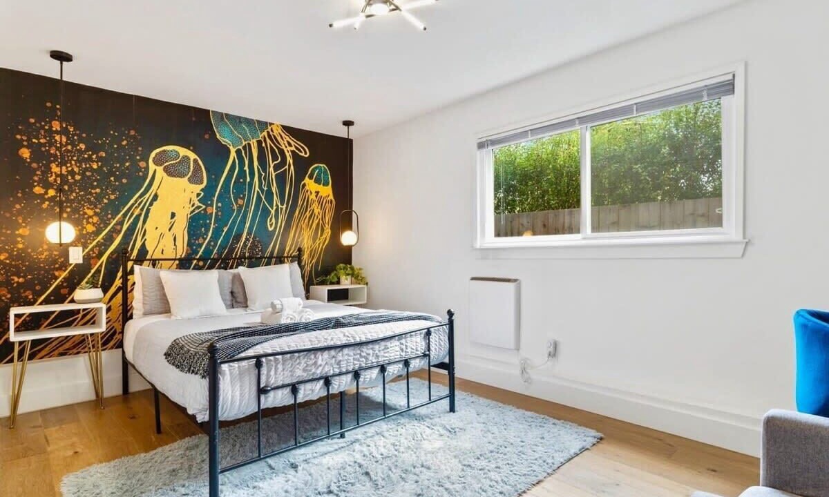 Photo of Bedroom in Linda Mar