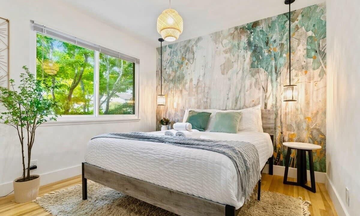 Photo of Bedroom in Linda Mar