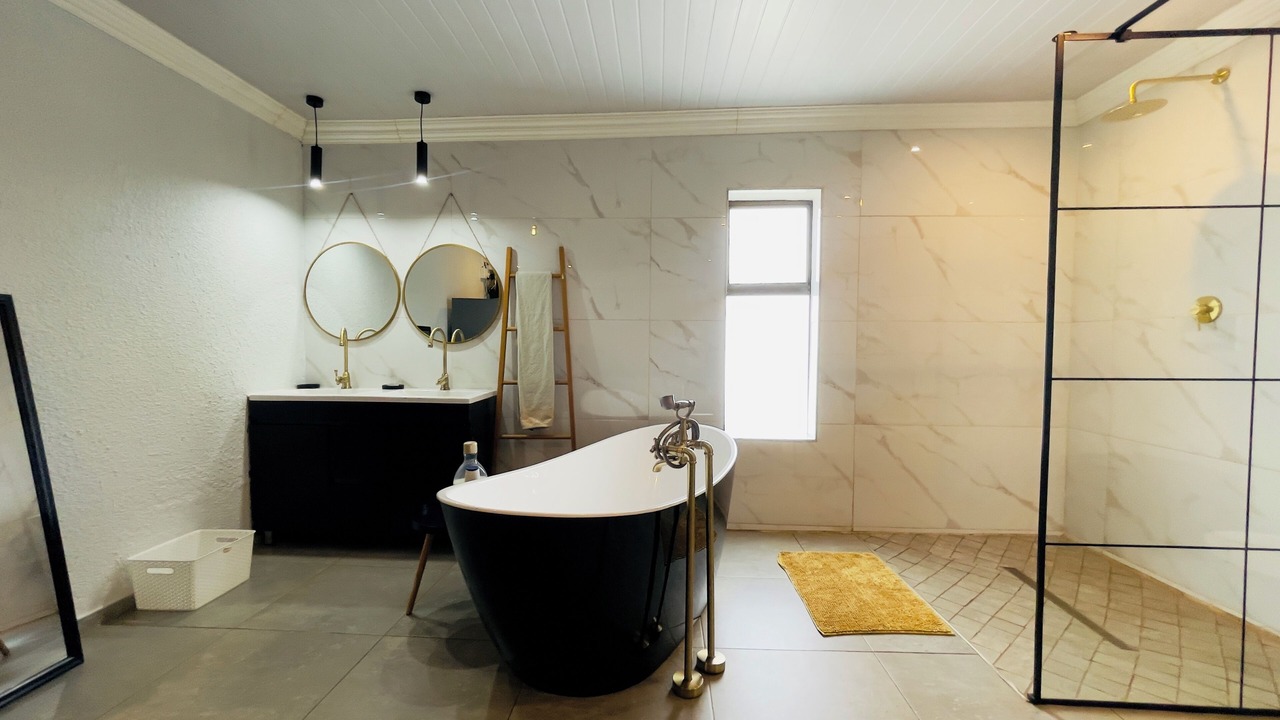Photo of Bathroom in Northam