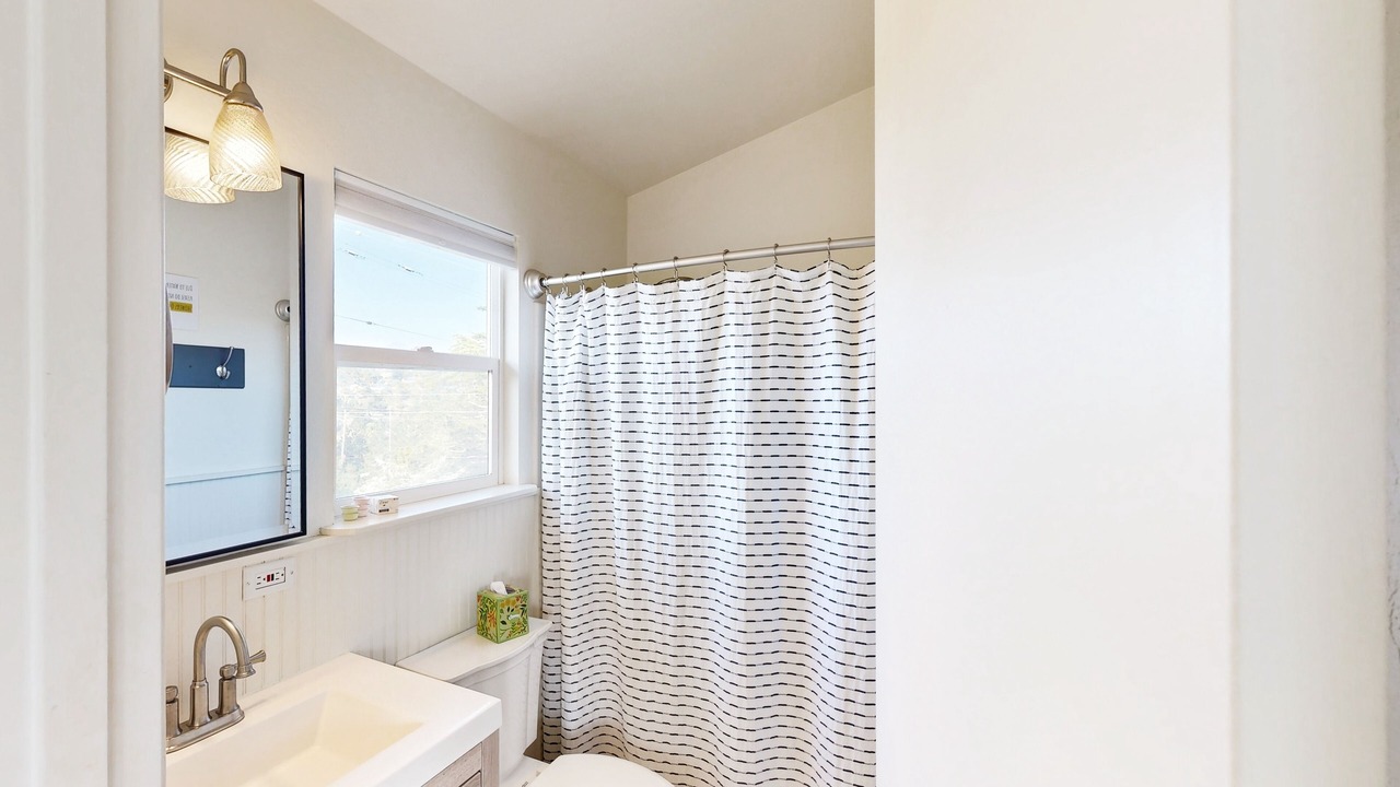 Photo of Bathroom in Park Hill
